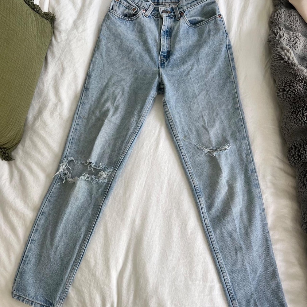 Levi's Light Wash 512 Slim Straight Jeans Distressed Denim Y2K Classic – Fits 24